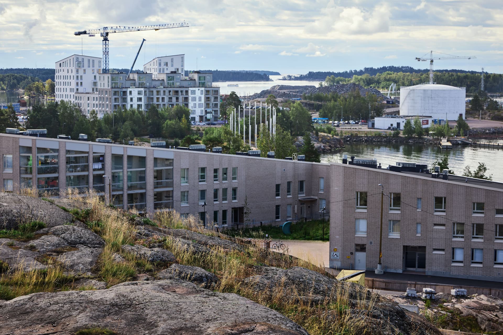 Depolluting for a safe circular economy